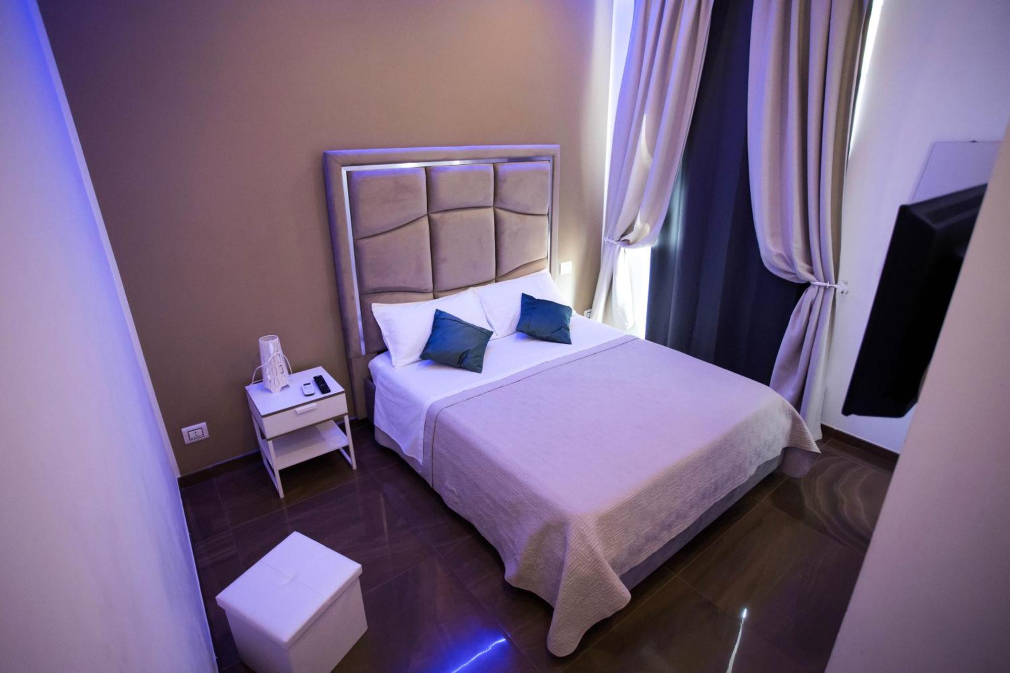 Palazzo 15 Napoli Bed & Breakfast Ngoại thất bức ảnh