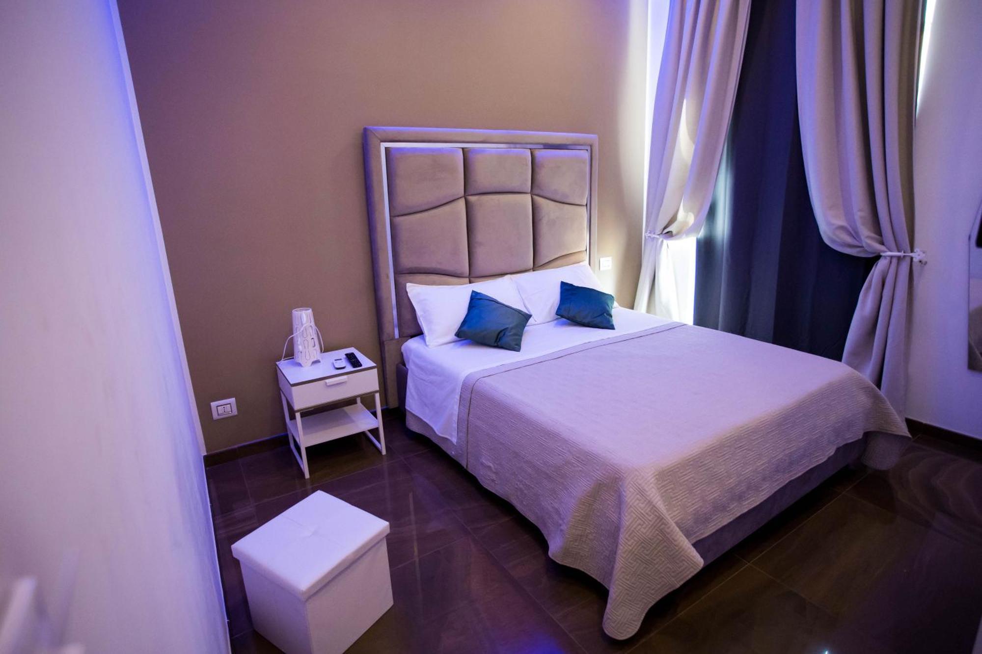 Palazzo 15 Napoli Bed & Breakfast Ngoại thất bức ảnh